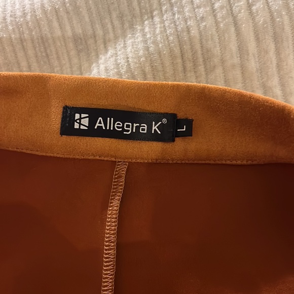 Burnt orange skirt - Picture 3 of 4